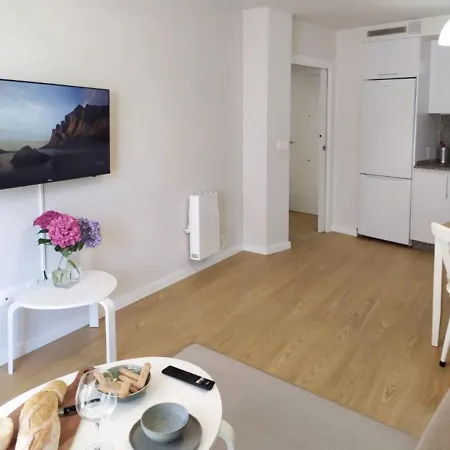Apartment - 2 Bedrooms With Wifi - 60143 * Vigo